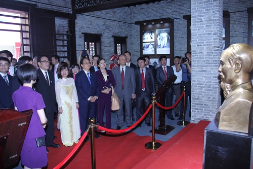 Продолжается мероприятие «Красный туризм: идти по следам президента Хо Ши Мина»